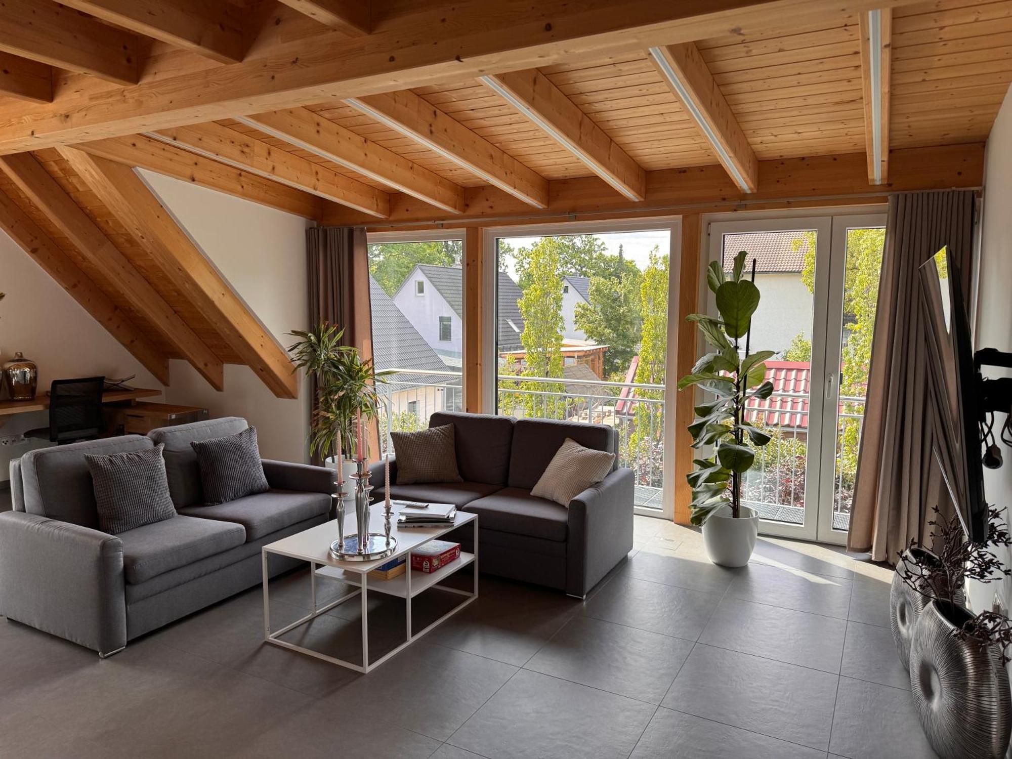Moderne Ferienunterkunft/Wohnung Burgthann ภายนอก รูปภาพ