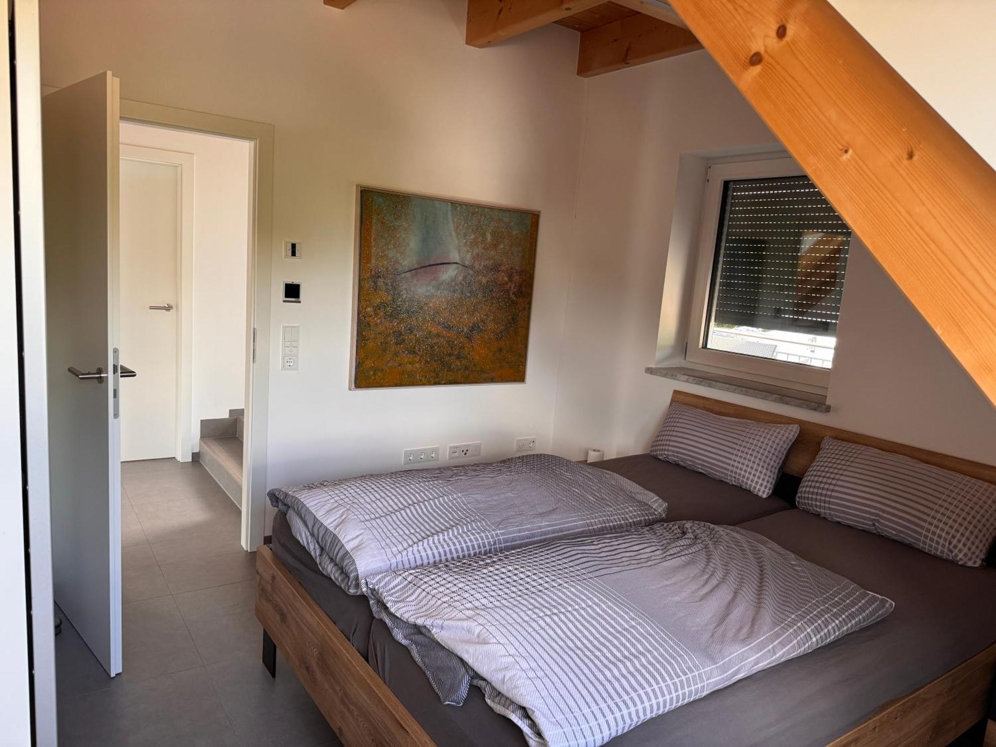 Moderne Ferienunterkunft/Wohnung Burgthann ภายนอก รูปภาพ