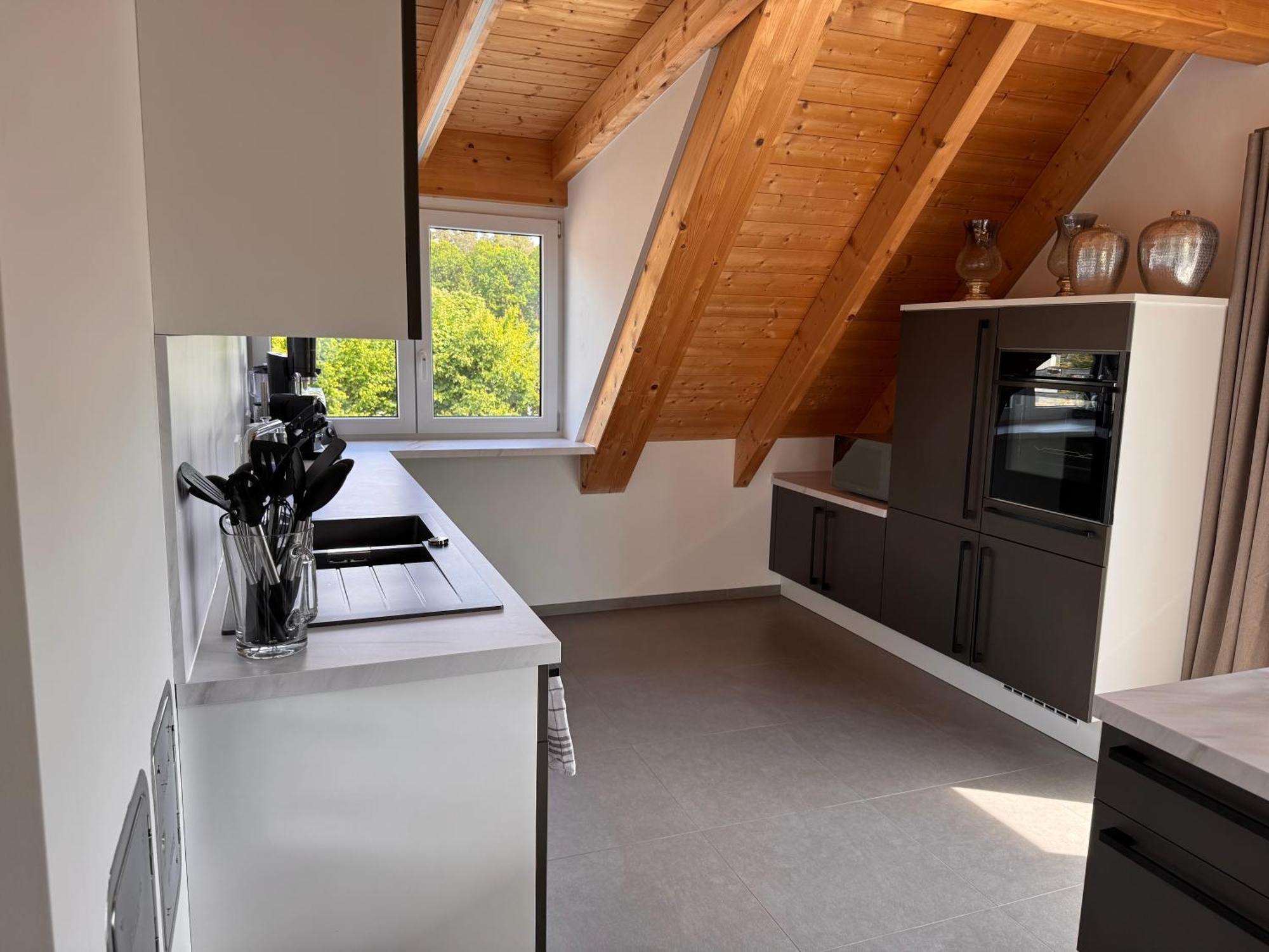 Moderne Ferienunterkunft/Wohnung Burgthann ภายนอก รูปภาพ